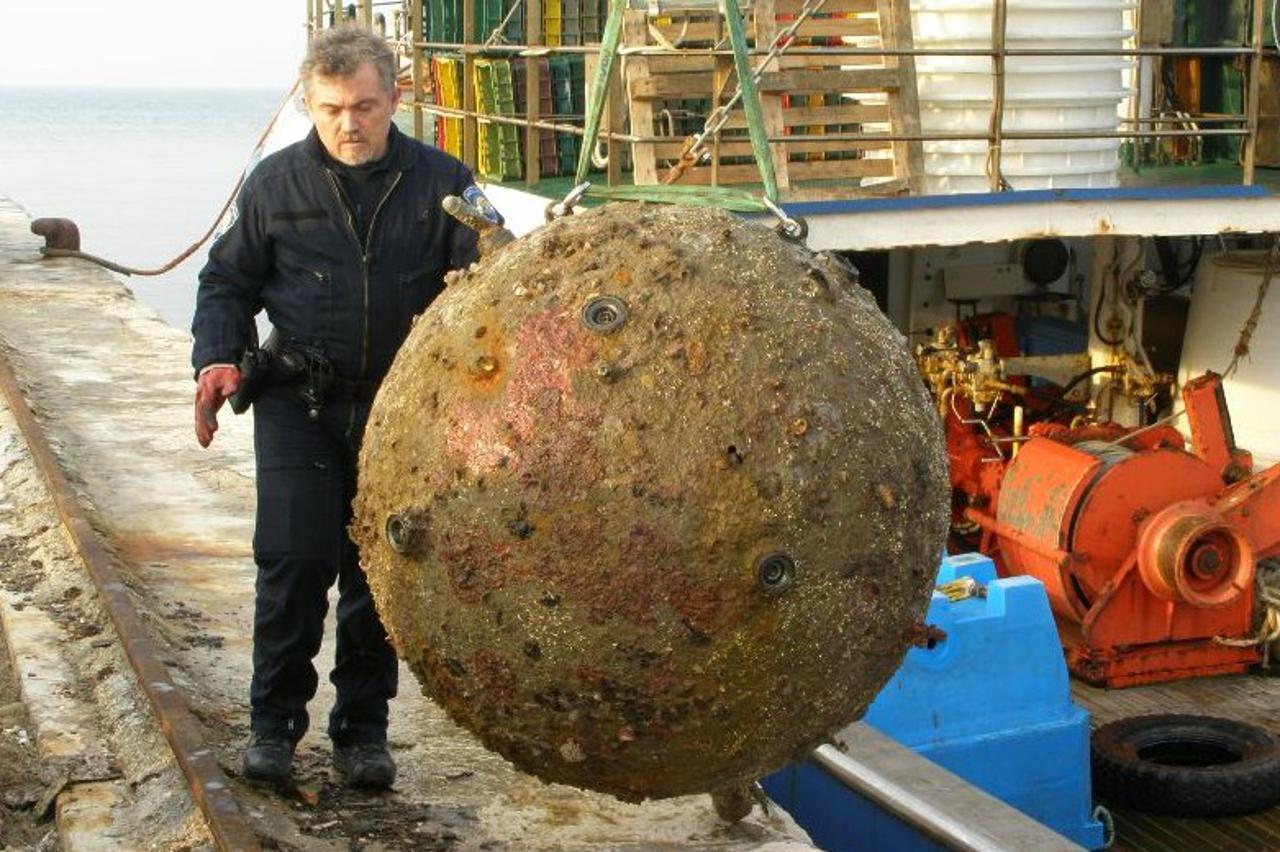 mine,eksploziv,uništenje,pirotehnika
