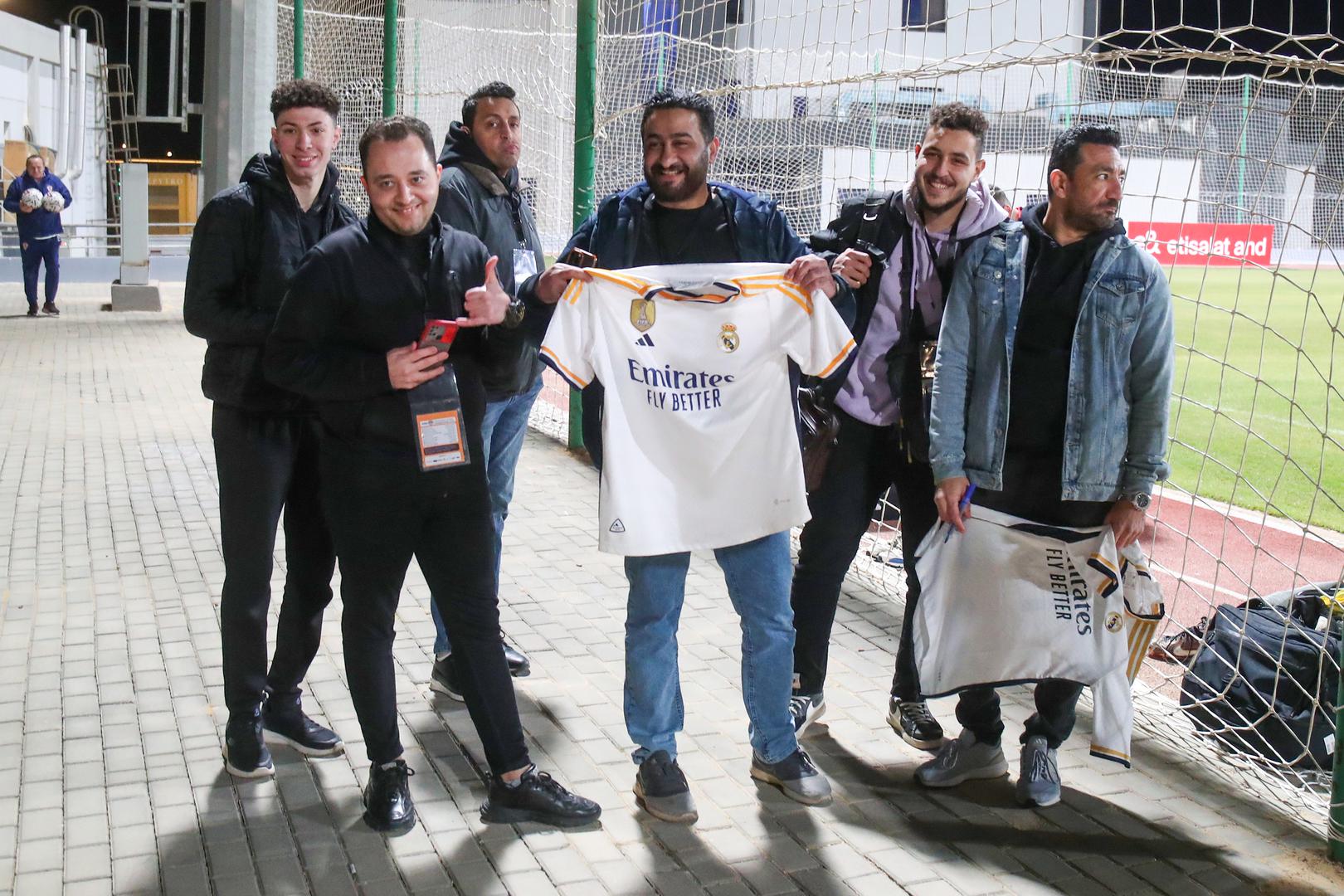 Gdje god dođe, Modrić je uvijek dobro primljen, a i domaćini u Egiptu priredili su mu "kraljevski" doček, kako i dolikuje našem najboljem nogometašu u povijesti i Zlatnoj lopti.