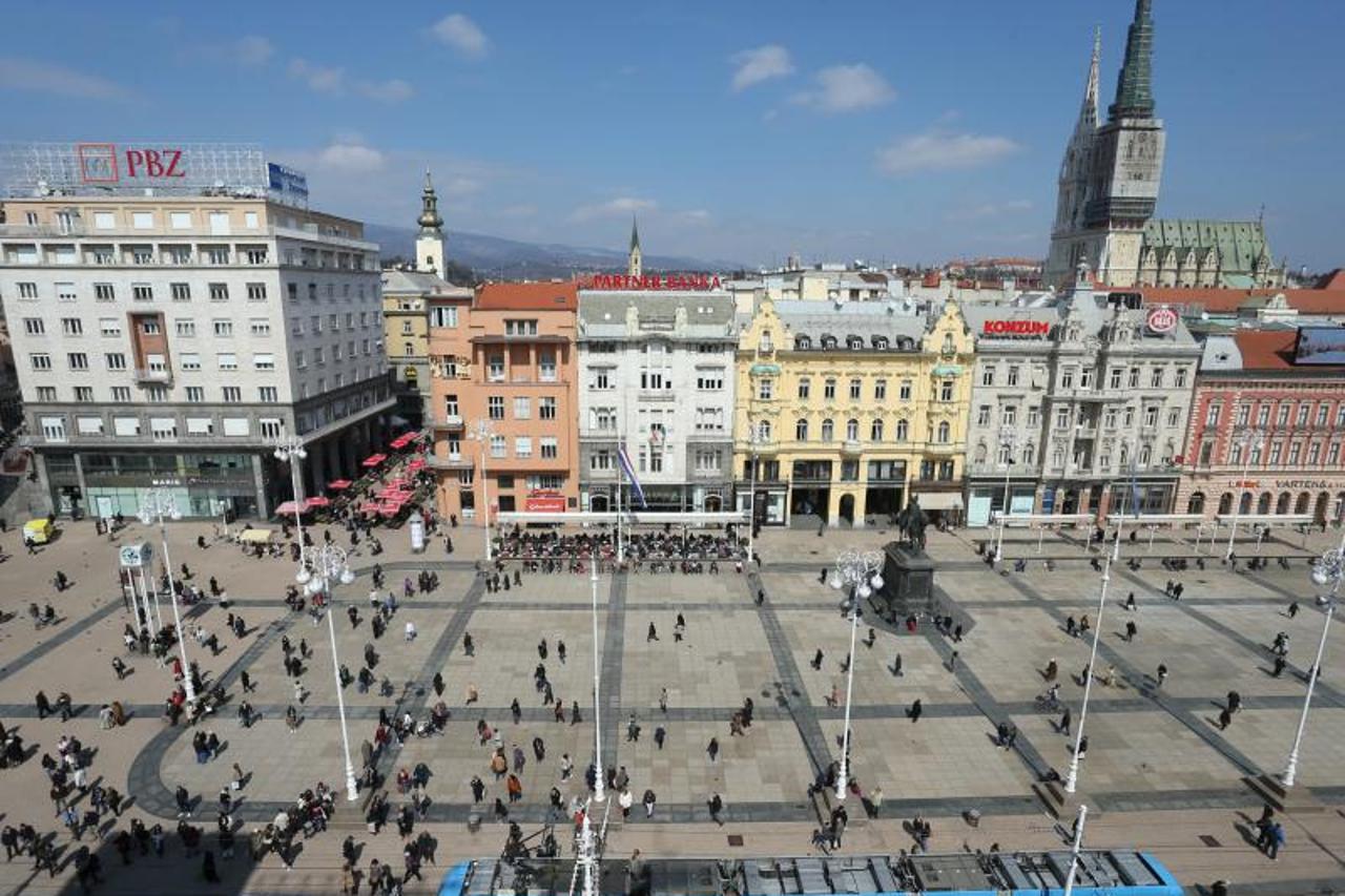 Trg bana Jelačića 