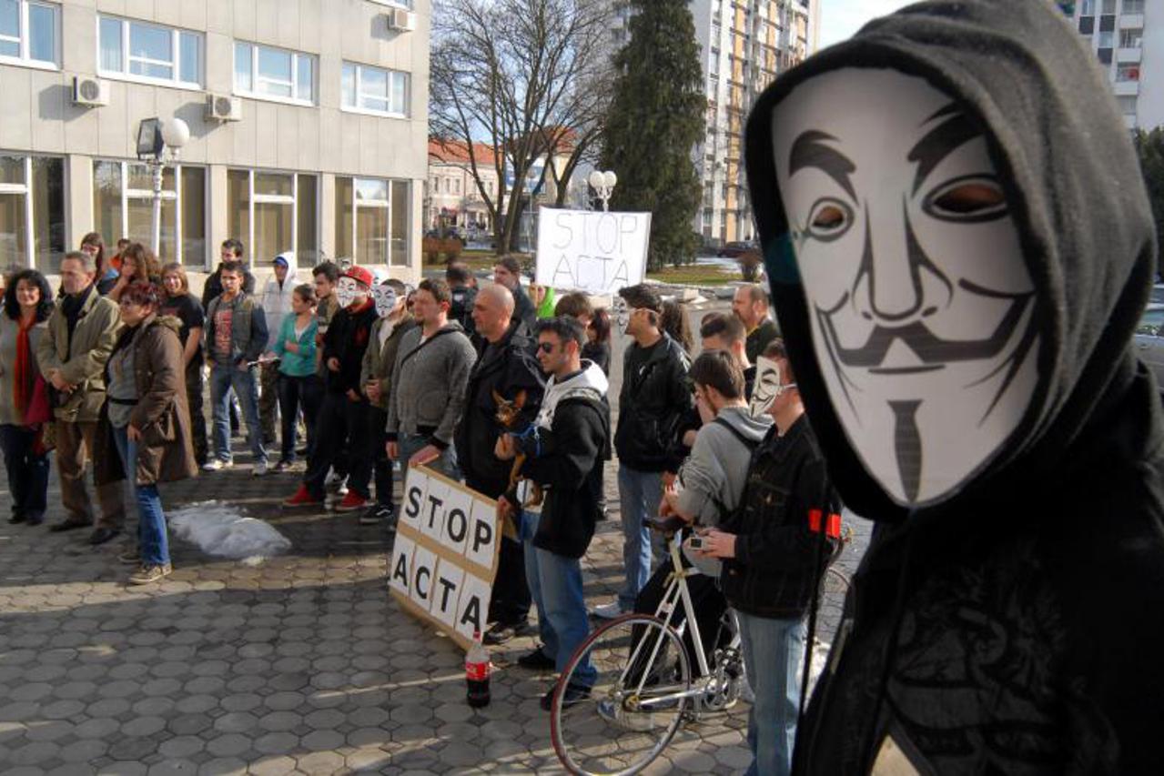 acta,prosvjed,slavonski brod (1)