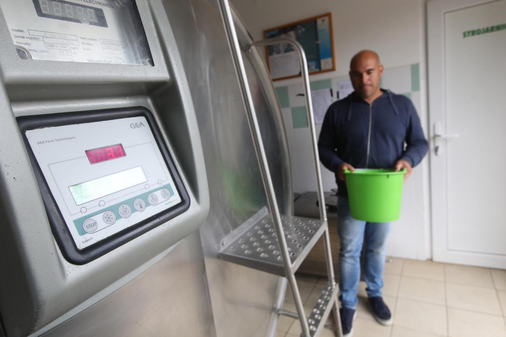 17.07.2020. Zagreb- Poljoprivredno gospodarstvo Pa-vita Kristijana Pandeka bavi se uzgojem muznih krava i mljekarstvom.
Photo: Boris Scitar/Vecernji list/PIXSELL