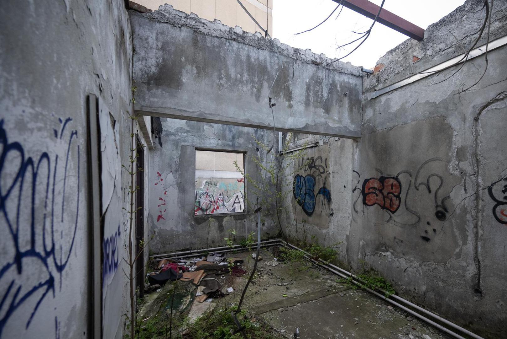 Na Paromlinu se radi punom parom, spominje se i obnova kolodvorske zgrade, privatnik podiže novu poslovnu zgradu, na mjestu nekadašnje Zabe...