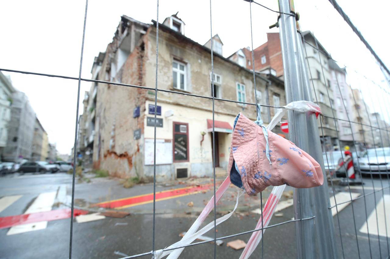 Kuća na uglu Đorđićeve i Petrinjske i simbol zagrebačkog potresa, i dalje stoji razrušena