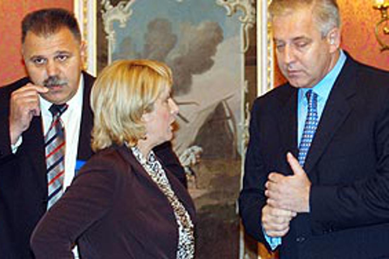 hrv-hdz-txt.jpg