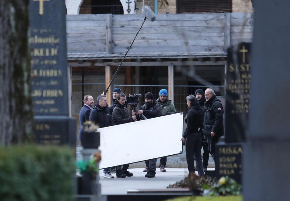 Kevin Spacey u društvu redatelja Sedlara obišao je grob  prvog hrvatskog predsjednika kojeg će utjeloviti 