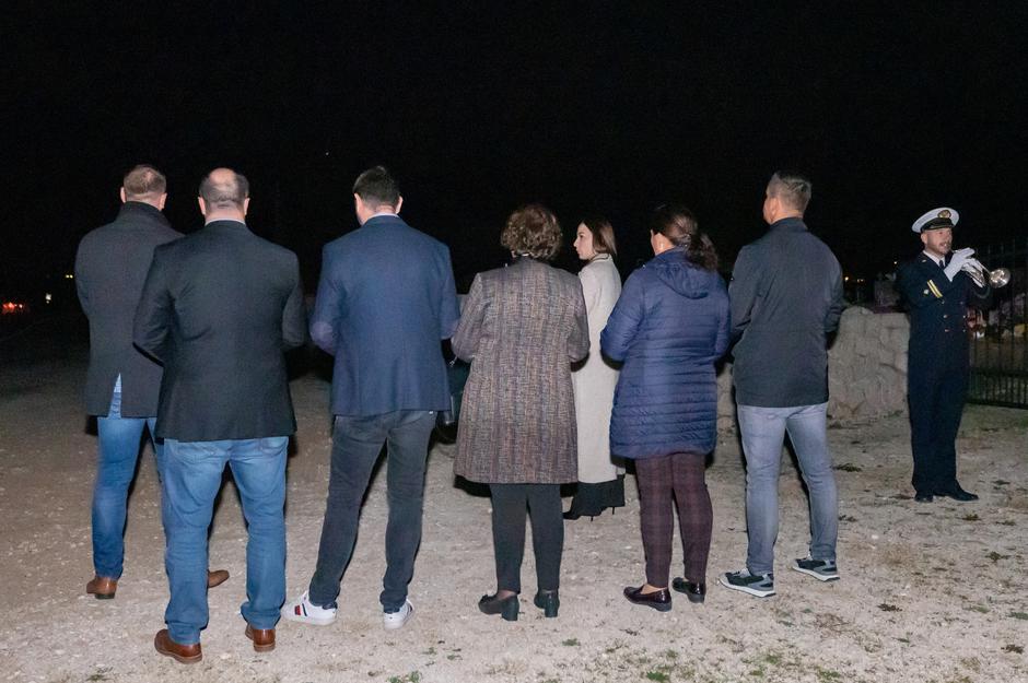 Škabrnja: Dio mještana i branitelja okrenuli leđa Anji Šimpragi i SDSS-u