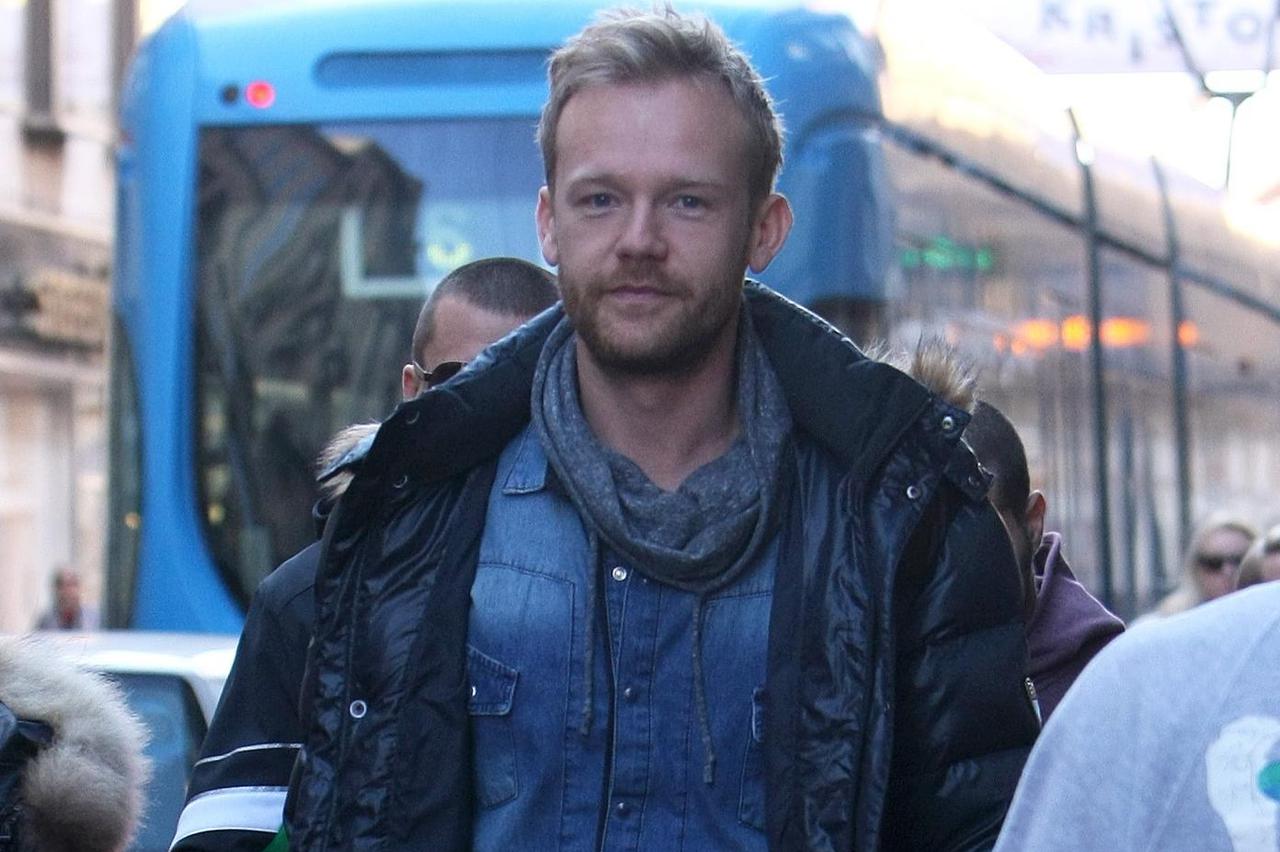 Saša Lozar