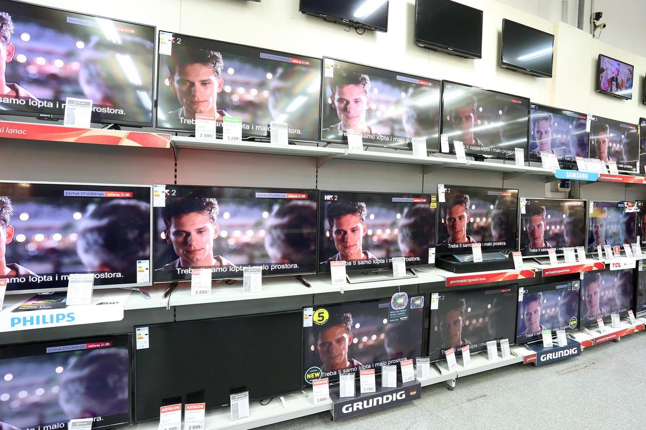 Televizori na odjelu bijele tehnike