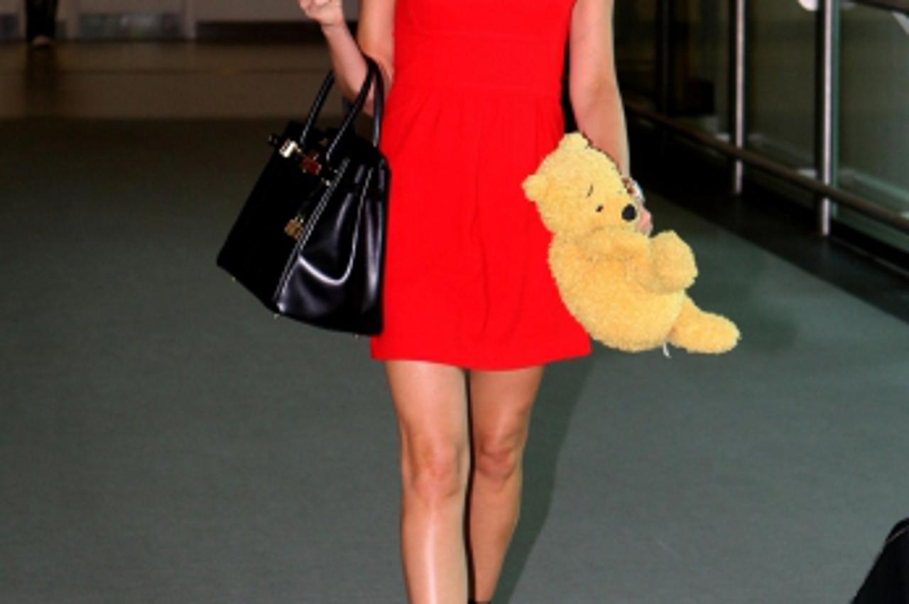 'Victoria Beckham arrives at Heathrow Airport, London, from Los Angeles. Photo: Press Association/Pixsell'