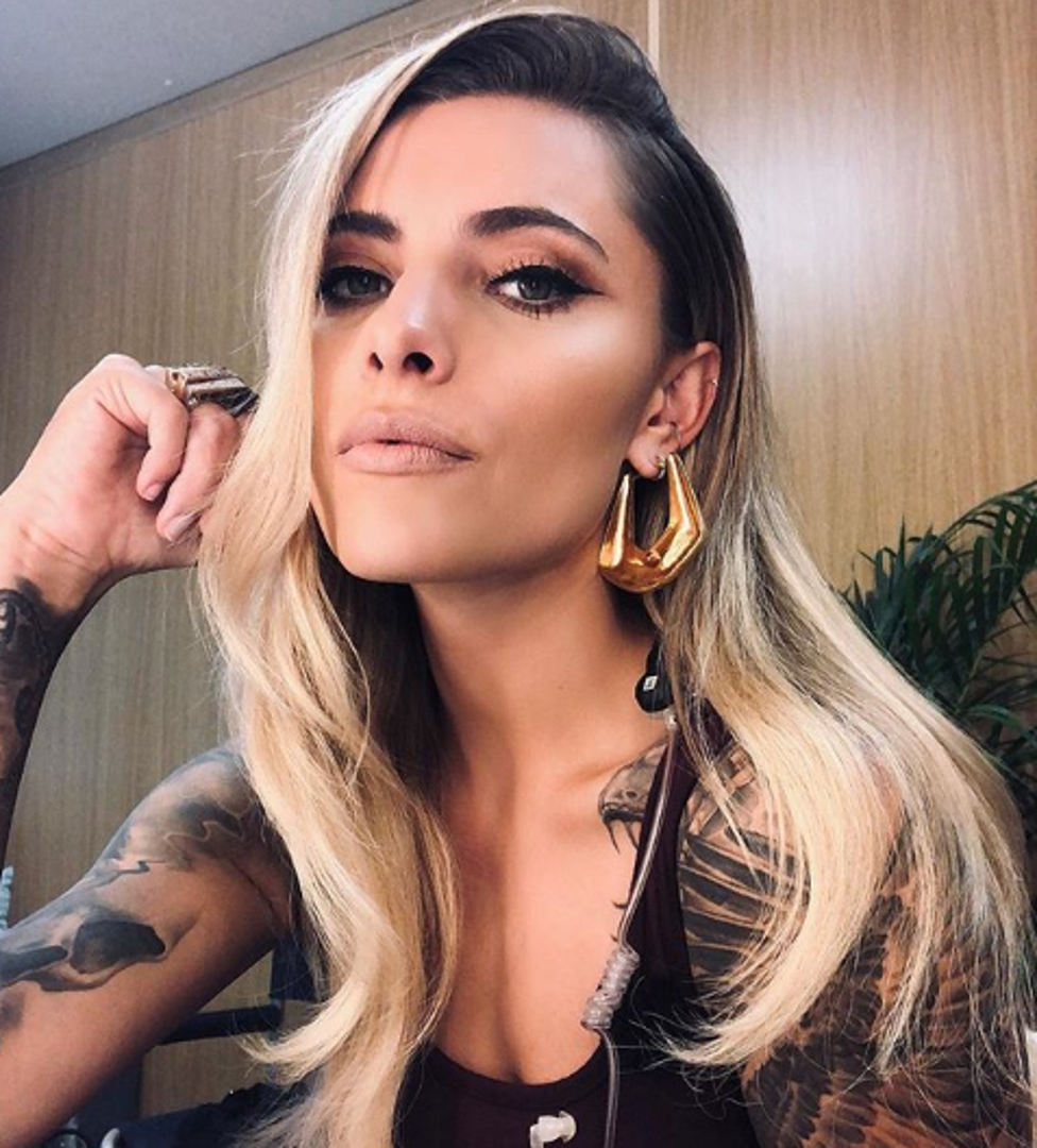 Sophia Thomalla, 29-godišnja Njemica rođena u Berlinu, bavi se modelingom, glumom i radi kao TV voditeljica. 