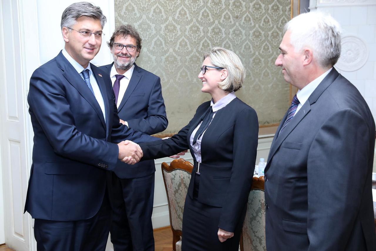 Zagreb: Andrej Plenković primio predstavnike hrvatske nacionalne manjine u Republici Srbiji
