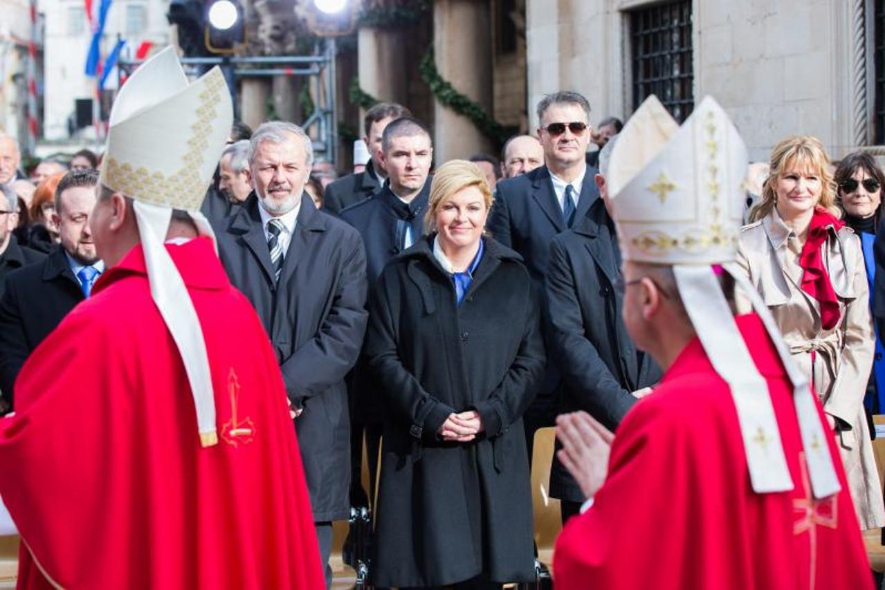 Predsjednica na svetoj misi