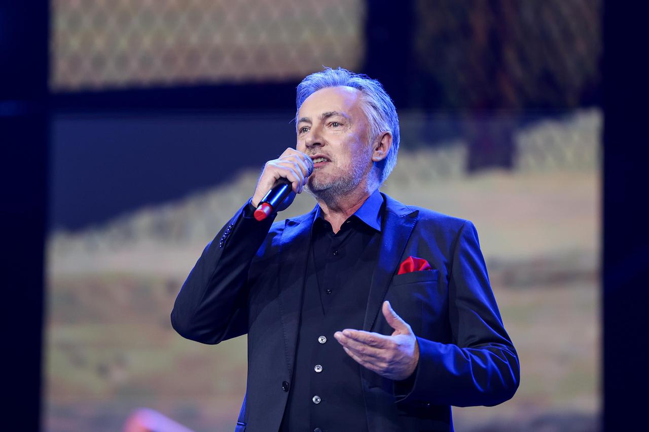 Koncert Miroslava Škore u Areni Zagreb pod nazivom "Sve poštivam, svoje uživam"