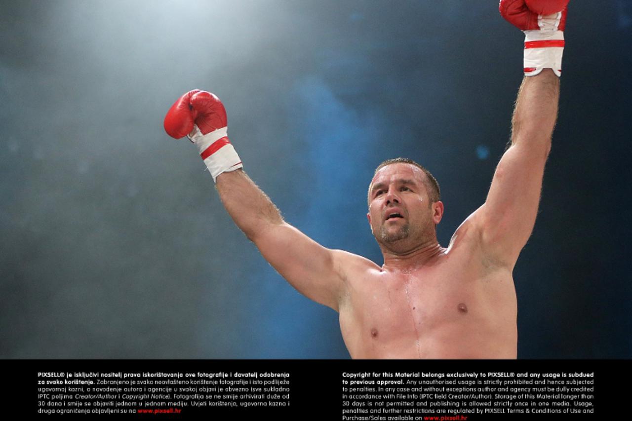 '15.03.2013., Arena Zagreb, Zagreb - K-1 World Grand Prix Finals. Dzevat Poturak - Sergei Lascenko. Photo: Igor Kralj/PIXSELL'