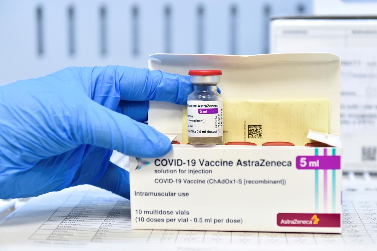 FILE PHOTO: Italy resumes AstraZeneca COVID-19 vaccinations, in Turin