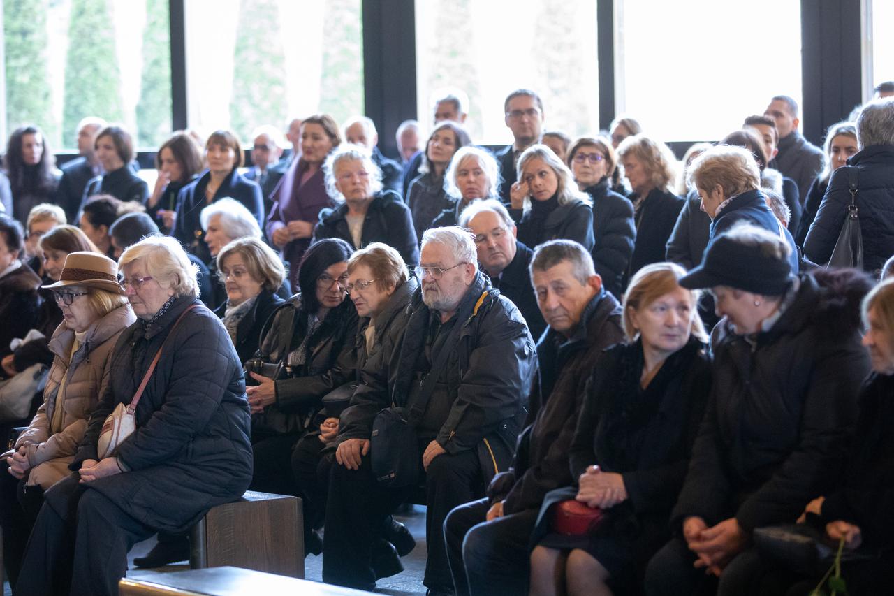 Zagreb: Posljednji ispraćaj bivšeg guvernera HNB-a Željka Rohatinskog