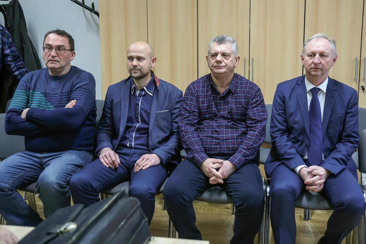 Zagreb: Započelo suđenje gradonačelniku Kutine Zlatku Babiću i drugima