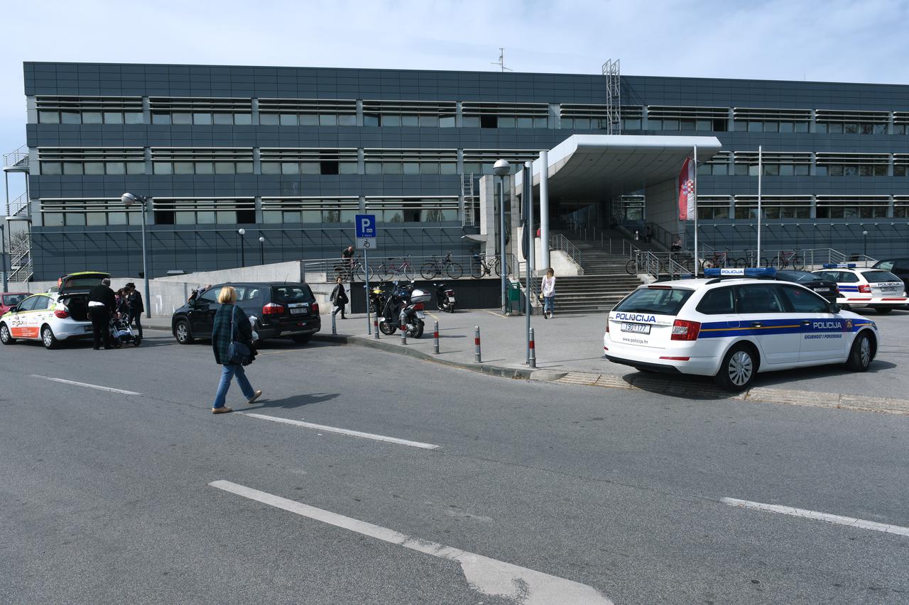 policija u heinzelovoj