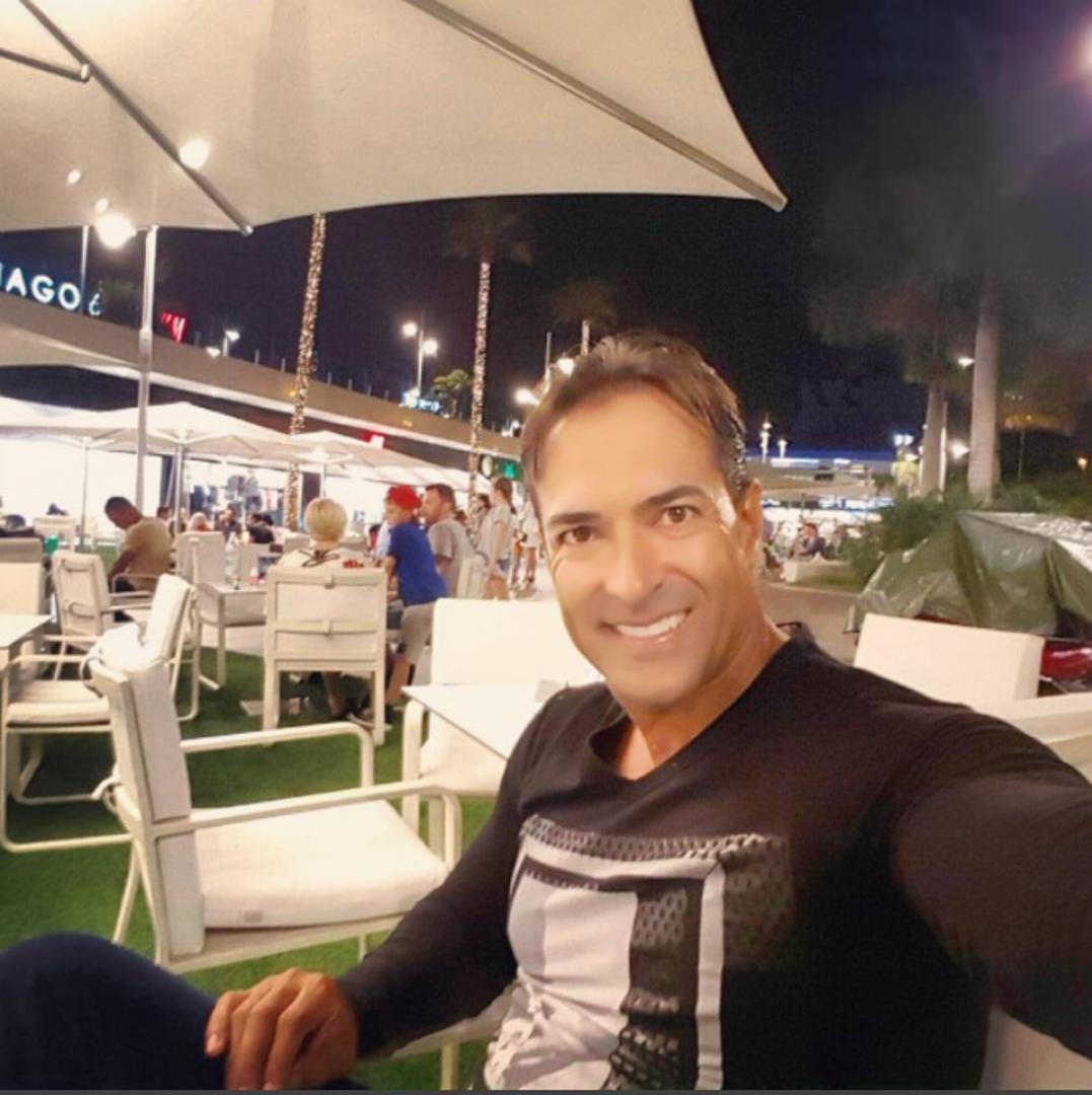 "Ljubavnici punog mjeseca" jedna je od telenovela u kojoj je glumio Pablo Martin. Iako je po struci zubni tehničar nikada se nije bavio tim poslom jer je bio opčinjen glumom.