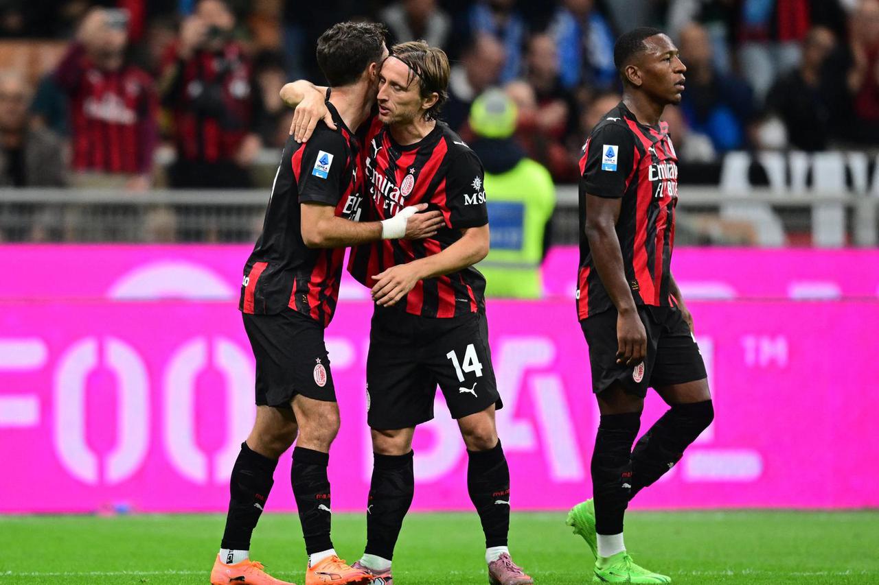 Serie A - AC Milan v Napoli