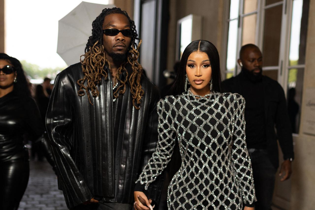 Cardi B et Offset arrivent à l'afer-party Balenciaga pendant la fashion week (PFW)