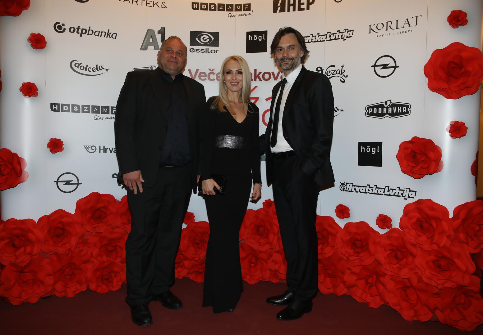 Glavni ravnatelj HRT-a Kazimir Bačić u društvu predsjednice uprave Večernjeg lista Andree Borošić i glavnog urednika Večernjeg lista Dražena Klarića