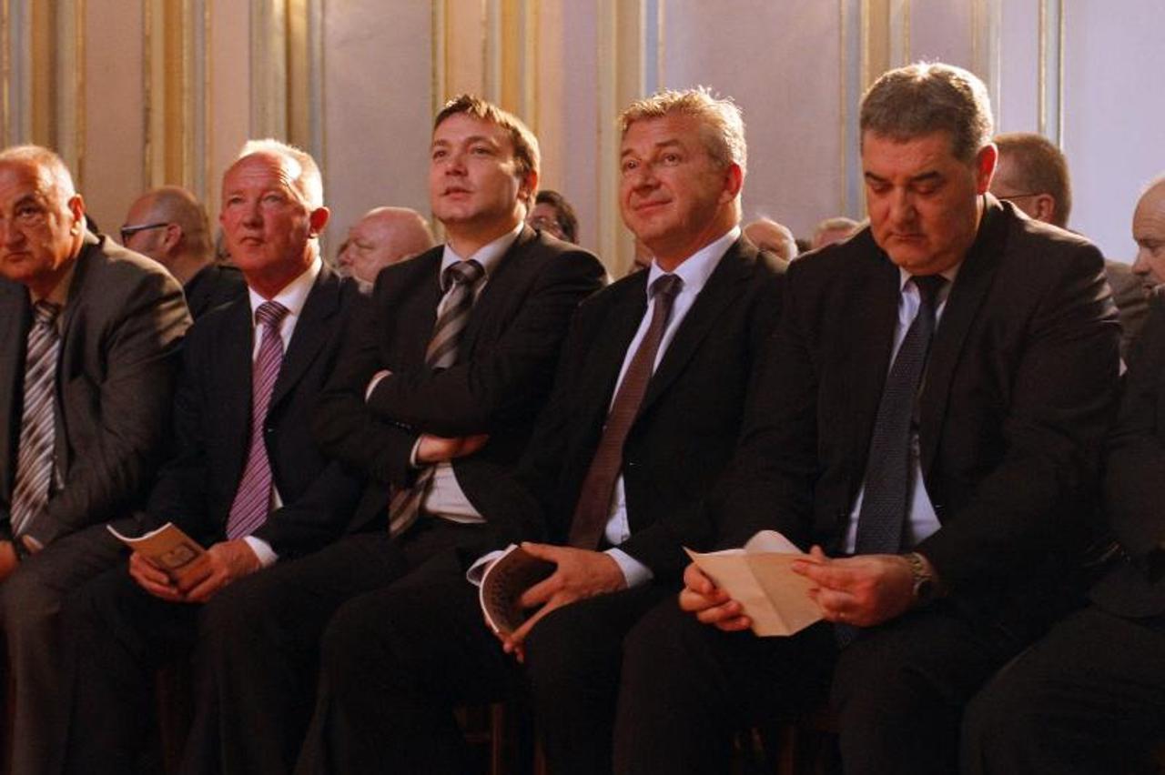 U HNK-u je obilježena 70. obljetnica osnivanja Narodne vlade Hrvatske. Ministri Arsen Bauk, Ranko Ostojić  i splitski gradonačalnik Ivo Baldasar