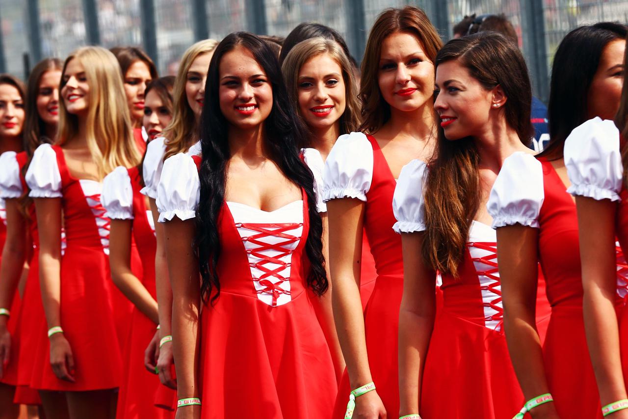 Formula 1 girls