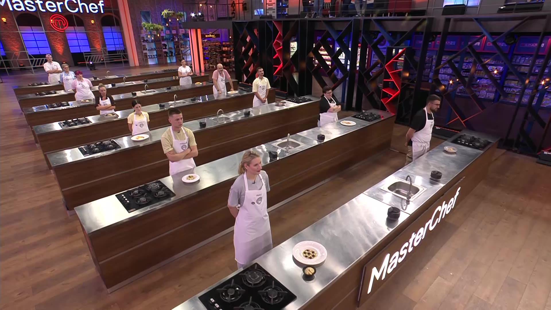 Novi test kreativnosti u MasterChefu donio je kandidatima 50 minuta za pripremu jela u kojima su morali pokazati kreativnost, snalažljivost i poznavanje zadanih kulinarskih tehnika. 