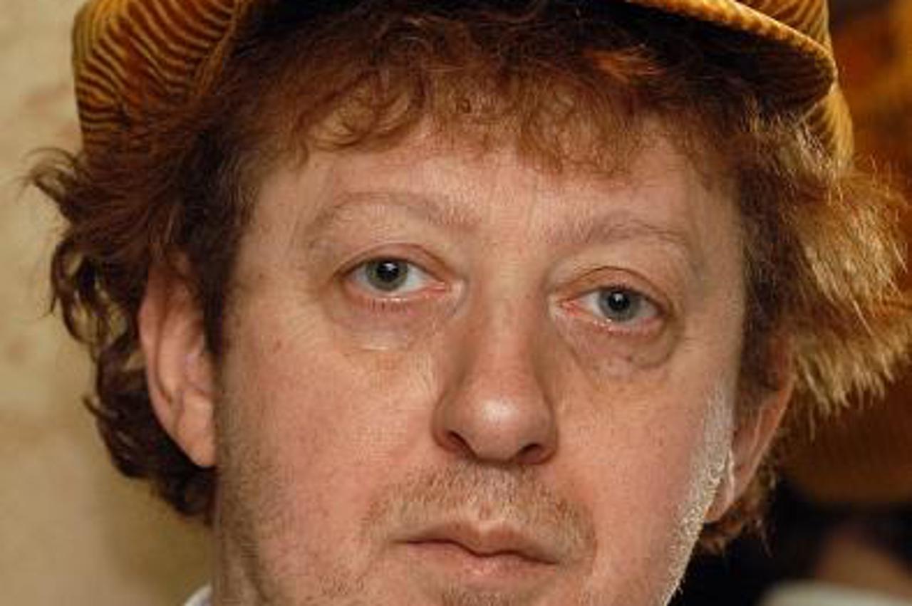 '7.11.2005., Zagreb - Jasenko Houra, gitarist Prljavog kazalista. Photo: Goran Stanzl/Vecernji list'
