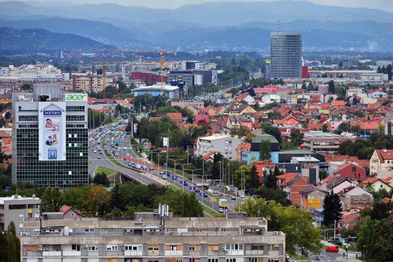 Zagreb s Vjesnikovog nebodera (1)