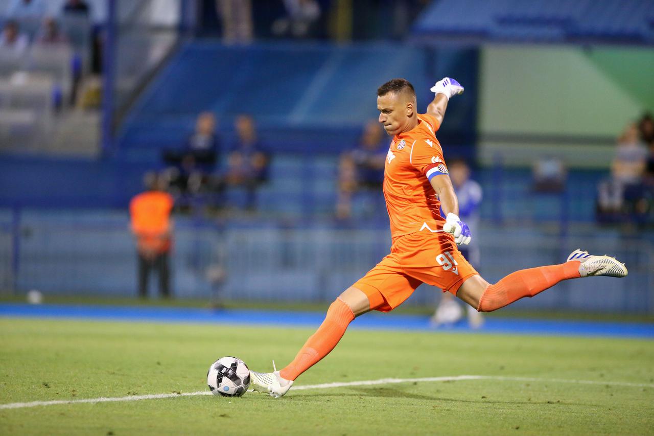 Dinamo i Hajduk u utakmici Superkupa na stadionu u Maksimiru