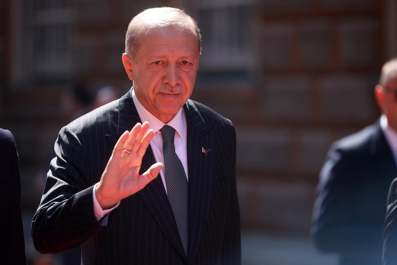 Erdogan dočekan uz najviše počasti ispred zgrade Predsjedništva BiH