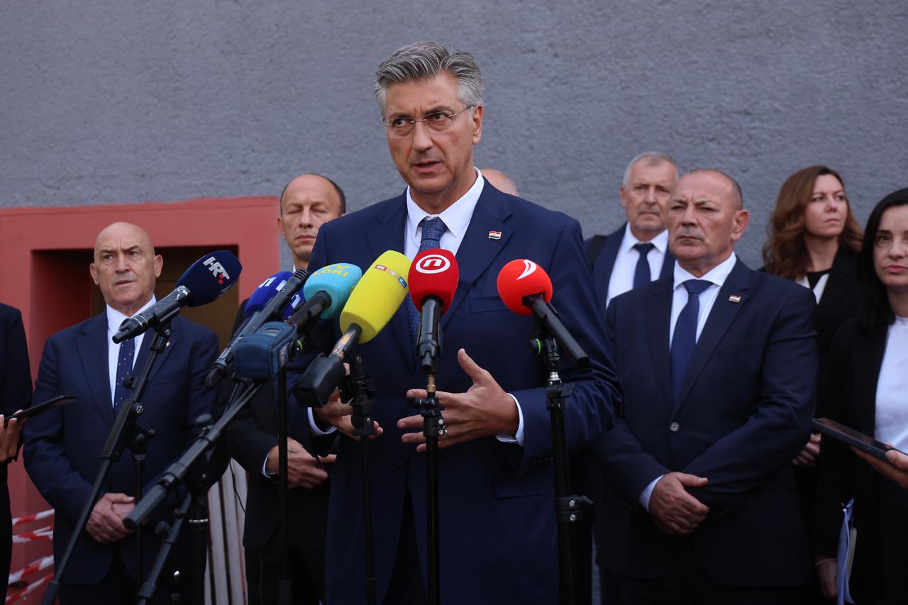 Izjave za medije nakon sastanka u Gospiću