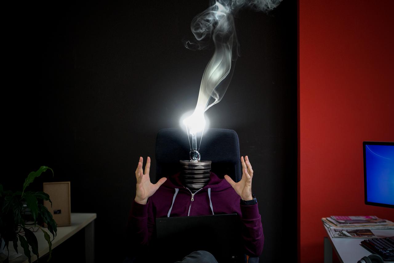 Ilustracija za Sindrom burnout ili sindrom izgaranja na poslu