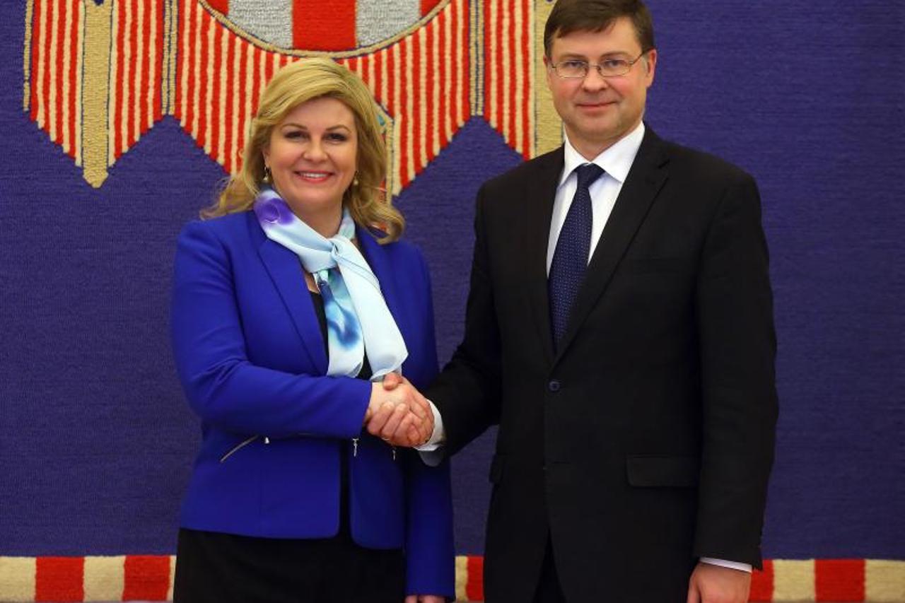 kolinda grabar-kitarović, Valdis Dombrovskis
