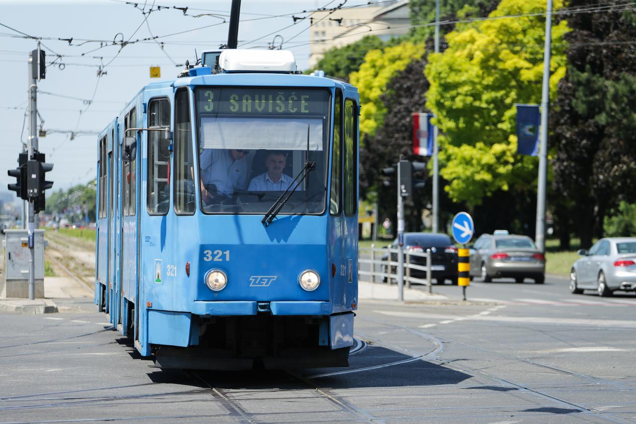 Zagreb: Promet na križanju Vukovarske i Držićeve