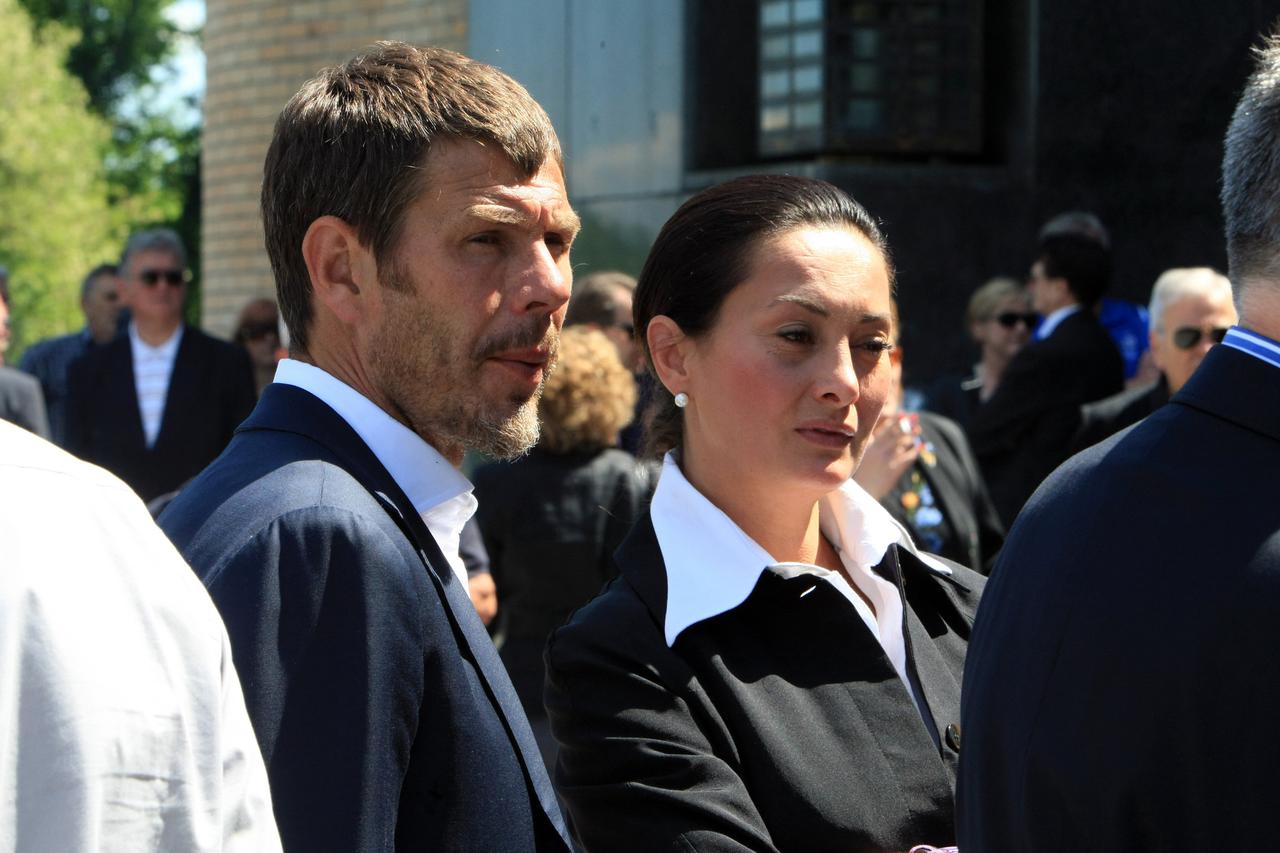 ARHIVA - 2012. Zagreb: Posljednji ispra?aj Nenada Šari?a Brade na krematoriju