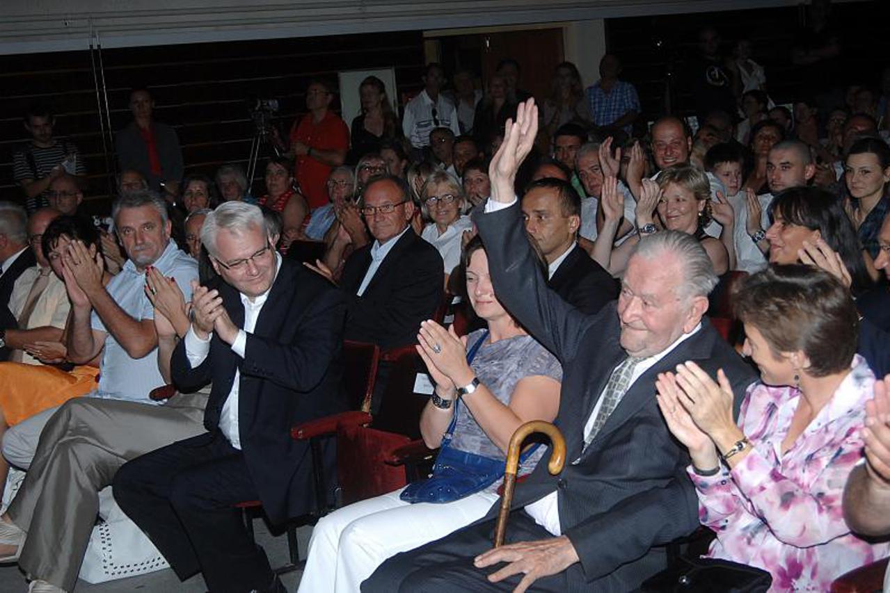 glina, josipović (1)