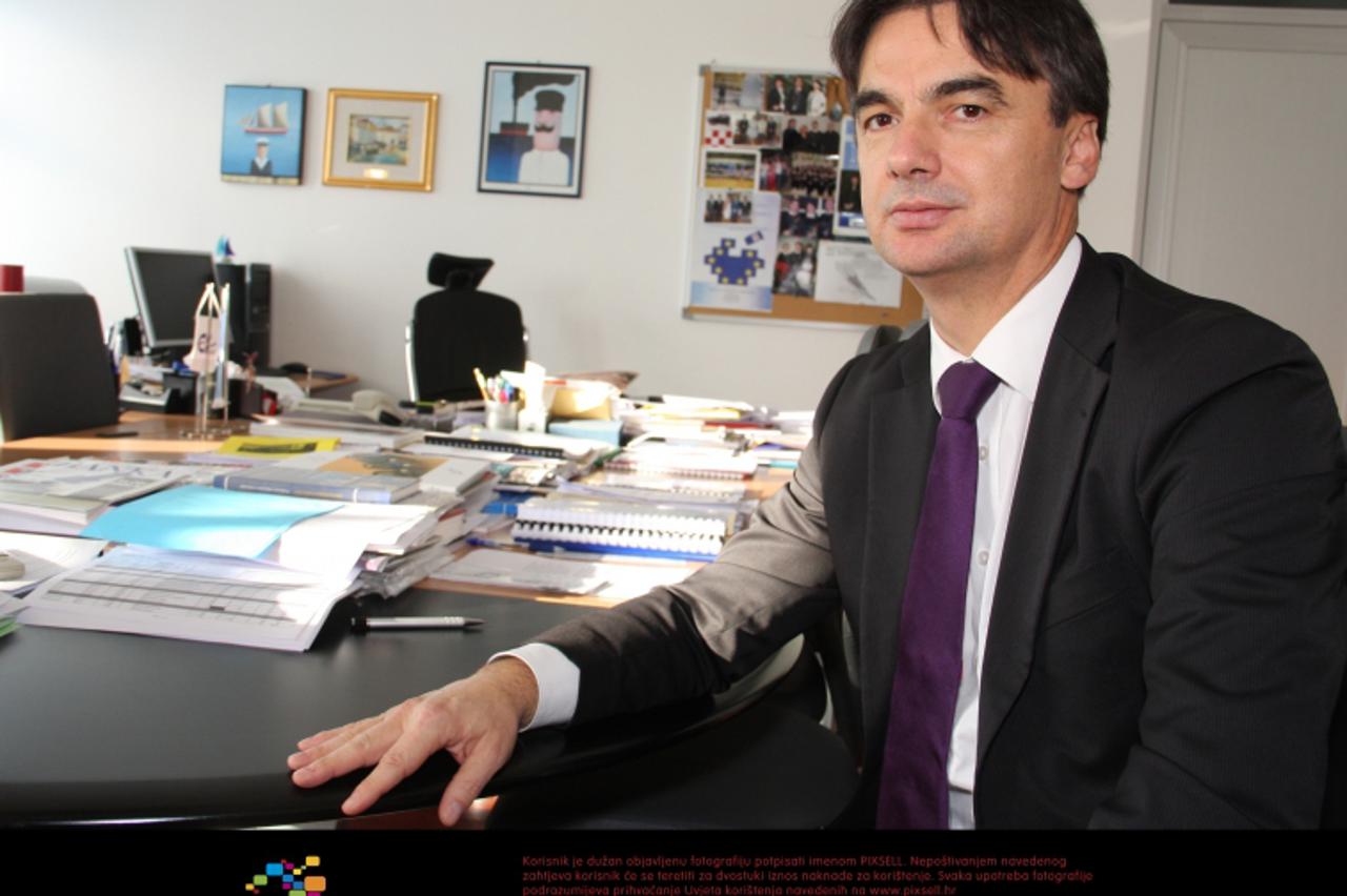 'SPECIJAL OBZOR 07.11.2011., Split-  Dekan Ekonomskog fakulteta dr.sc. Branko Grcic, ekonomski strateg SDP-a Photo: Ivana Ivanovic/PIXSELL'