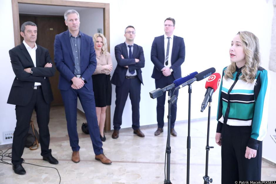 Zagreb: Okrugli stol "Neka bude volja stroja"