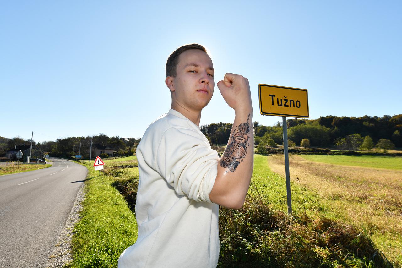 Tužno: Matija Mihalina na ruci je tetovirao crkvu, gorice i naziv svog sela