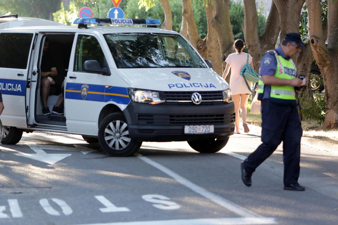 policija