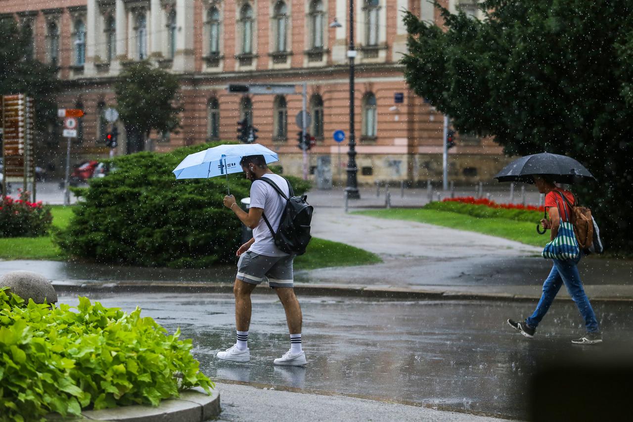 Snažan pljusak u Zagrebu
