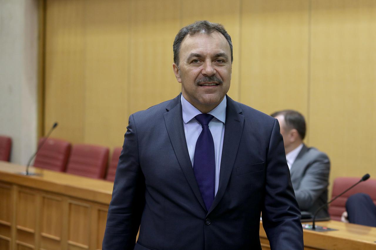 Vlaho Orepić
