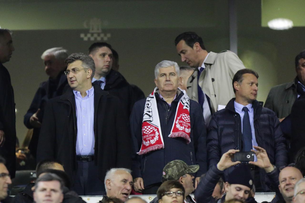 Plenković, Čović i Jandroković na utakmici Hrvatska - Grčka