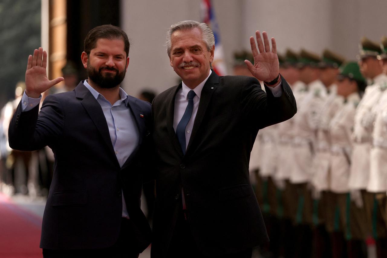 Chile's President Gabriel Boric and Argentina's counterpart Alberto Fernandez meet in Santiago