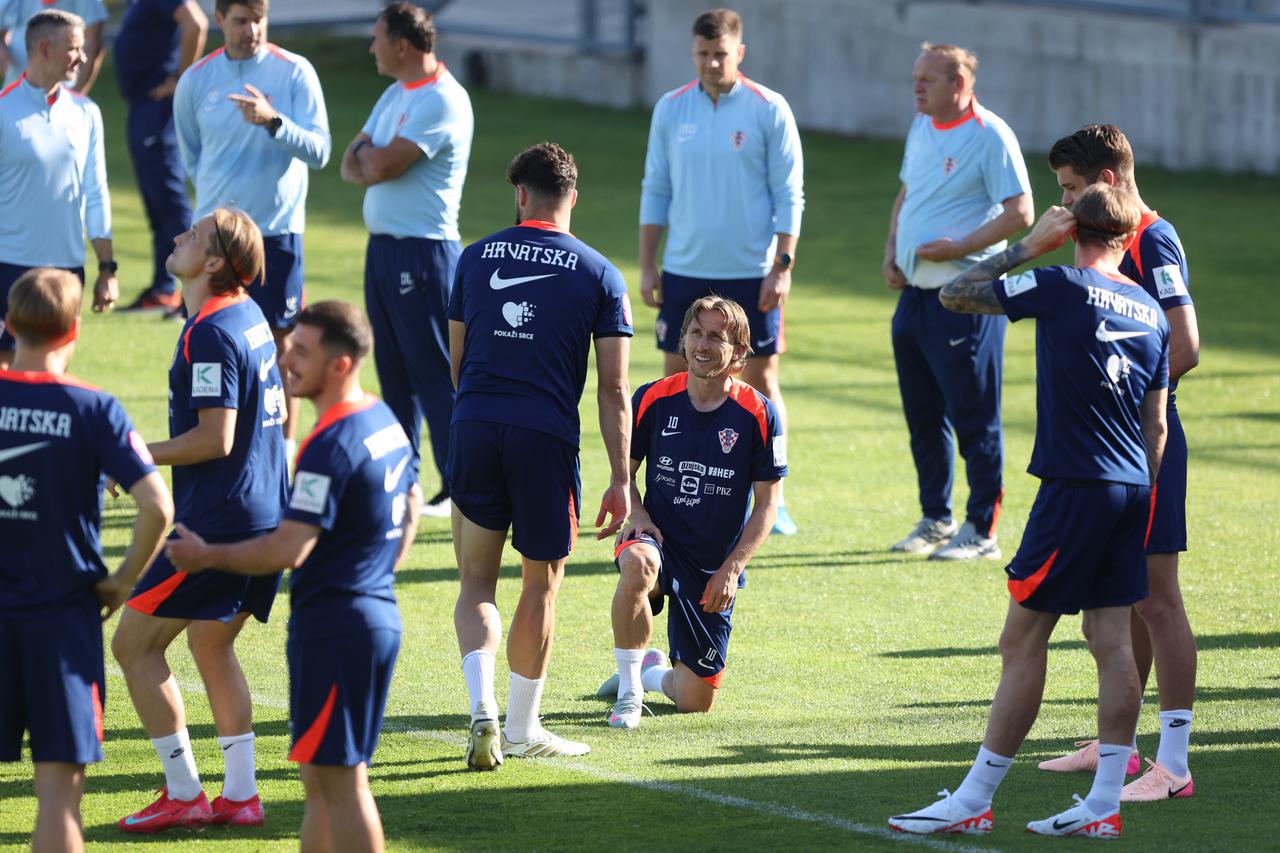 Rijeka: Trening hrvatske nogometne reprezentacije