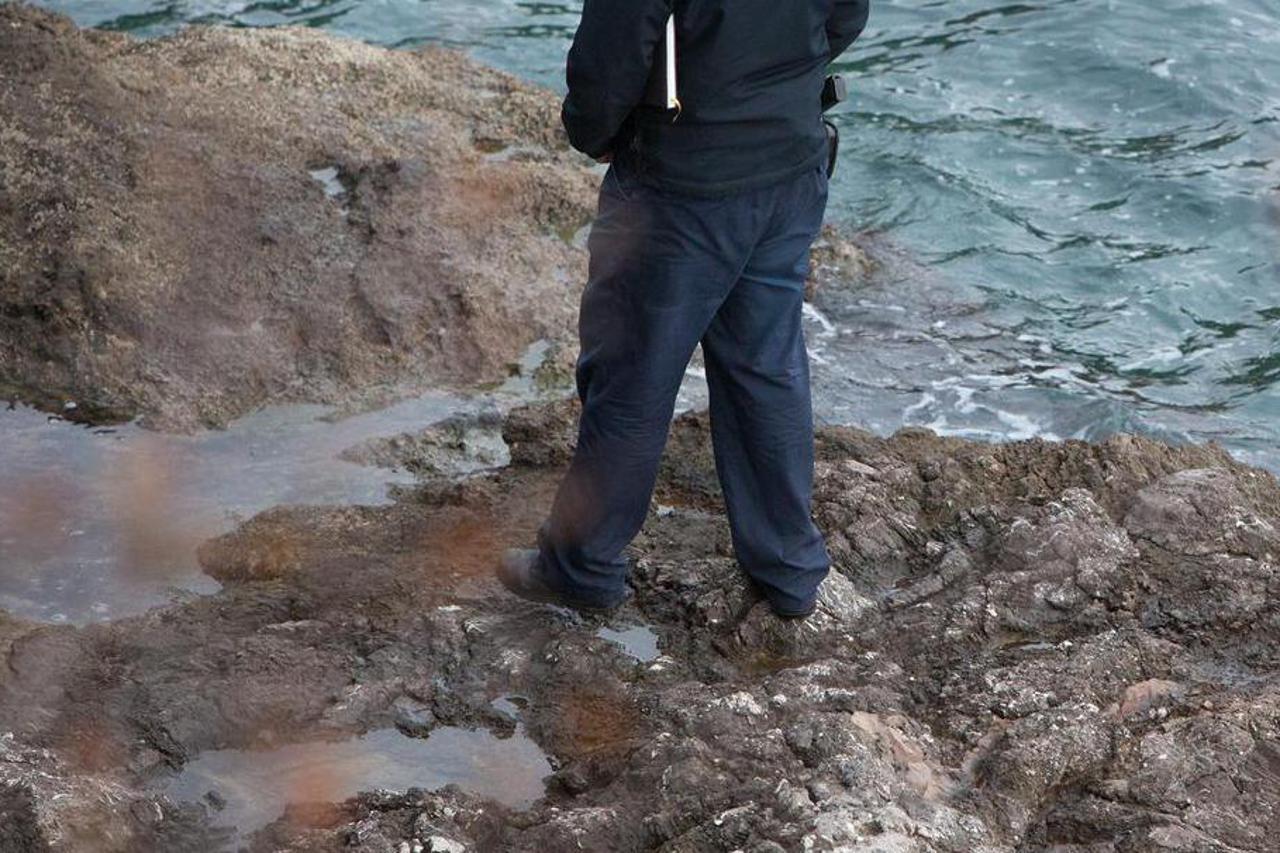 Rijeka: U moru uz plažu kod Bivia prona?eno je mrtvo tijelo ženske osobe