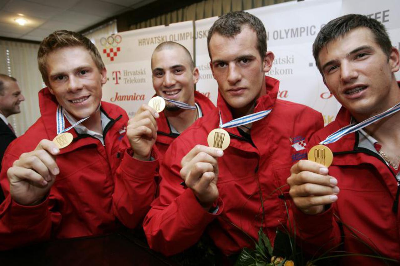 Četverac na pariće Veslanje (1)